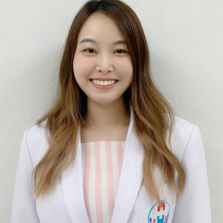 พญ.อรไพลิน ปรีชาจารย์ พญ.อรไพลิน ปรีชาจารย์