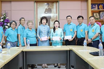 งานประจำปีพิธีบริจาคทาน “ทิ้งกระจาด”