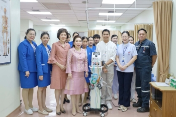 ตรวจรับเครื่องมือแพทย์ : เครื่องกระตุ้นกล้ามเนื้อไฟฟ้าพร้อมอัลตราซาวด์และเครื่องดูดสูญญากาศ