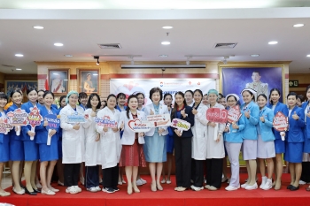 บริจาคโลหิตโครงการ 70 พรรษา 70 ล้าน ซีซี เฉลิมพระเกียรติสมเด็จพระกนิษฐาธิราชเจ้า กรมสมเด็จพระเทพรัตนราชสุดาฯ สยามบรมราชกุมารี